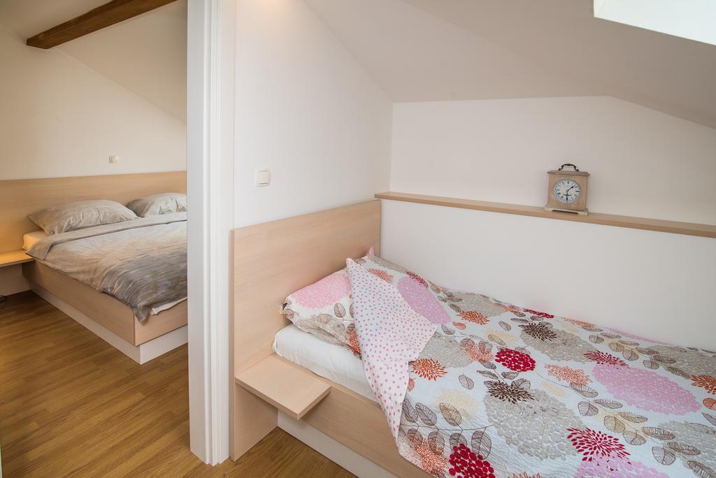 Apartman Marinko 克尔克 外观 照片