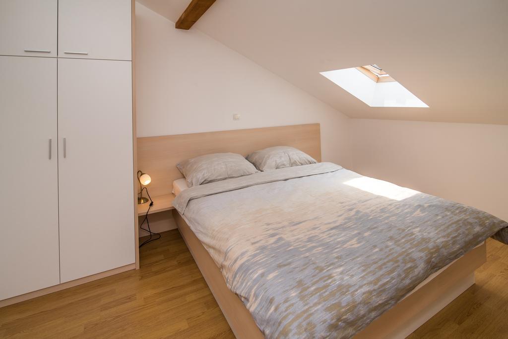 Apartman Marinko 克尔克 外观 照片