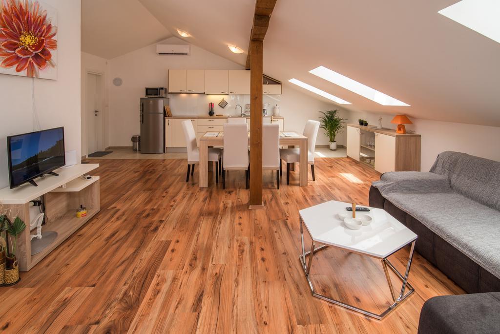 Apartman Marinko 克尔克 外观 照片